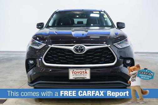 Opulent Amber 2021 Toyota Highlander XLE