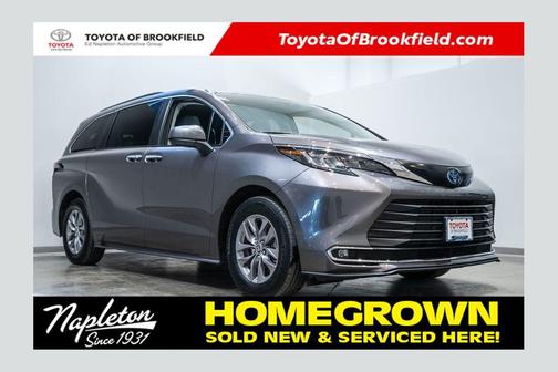 2022 Toyota Sienna XLE