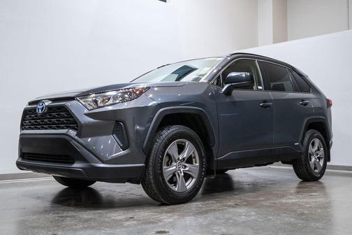 2022 Toyota RAV4 Hybrid LE