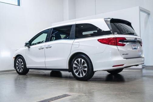 Platinum White Pearl 2023 Honda Odyssey EX-L