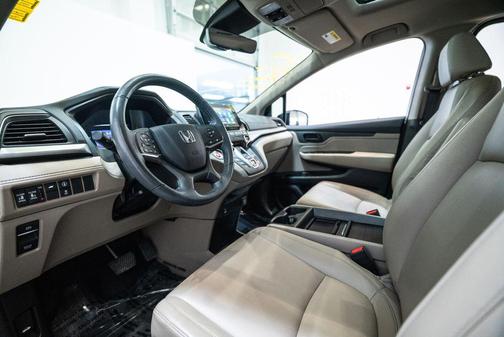 Platinum White Pearl 2023 Honda Odyssey EX-L