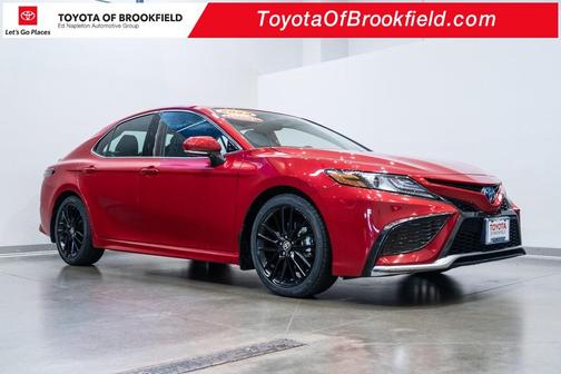 2024 Toyota Camry Hybrid SE