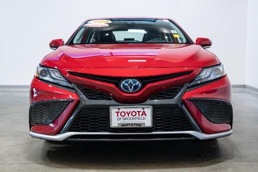 2024 Toyota Camry Hybrid SE