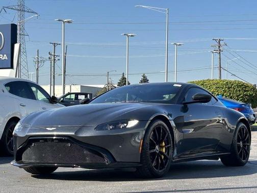 2019 Aston Martin Vantage Base