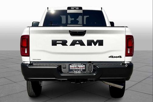 2026 RAM 2500 Tradesman Crew Cab 4x4 6'4' Box