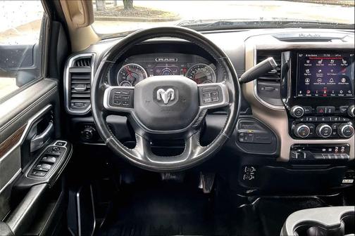 2021 RAM 2500 Laramie Crew Cab 4x4 8' Box