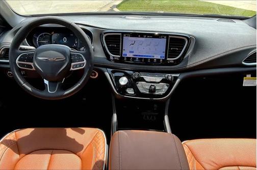 2025 Chrysler Pacifica L