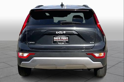 2024 Kia Niro LX