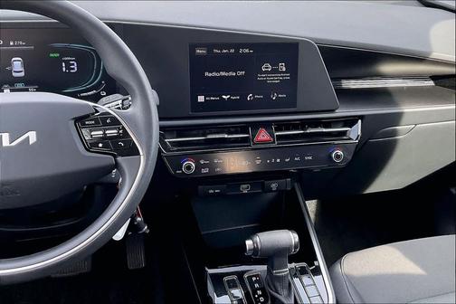 2024 Kia Niro LX