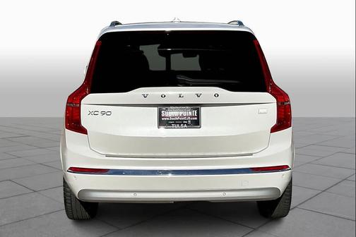 2022 Volvo XC90 Recharge Plug-In Hybrid T8 Inscription 6 Passenger