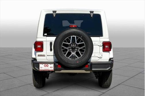 2025 Jeep Wrangler 4-Door Sahara 4x4