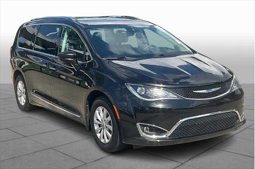 2018 Chrysler Pacifica Touring-L