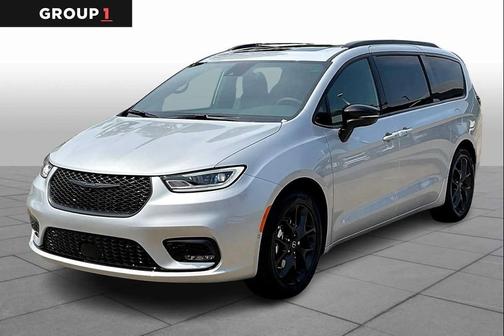 Silver Mist Clearcoat 2026 Chrysler Pacifica Limited