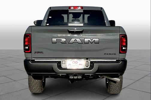 2026 RAM 2500 Tradesman Crew Cab 4x4 6'4' Box