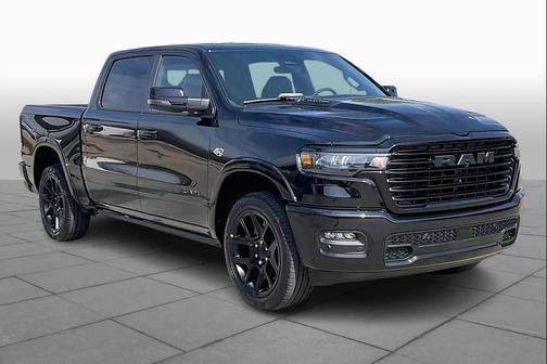 Diamond Black Crystal Pearlcoat 2026 RAM 1500 Laramie