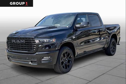 Diamond Black Crystal Pearlcoat 2026 RAM 1500 Laramie