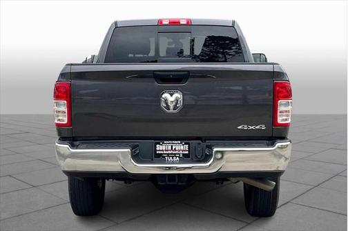 2021 RAM 2500 Tradesman Crew Cab 4x4 6'4' Box