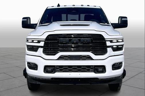 Bright White Clearcoat 2026 RAM 3500 Laramie Crew Cab 4x4 8' Box