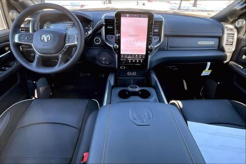 2026 RAM 3500 Laramie Crew Cab 4x4 8' Box