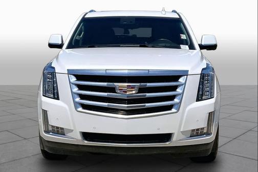 Crystal White Tricoat 2017 Cadillac Escalade Luxury