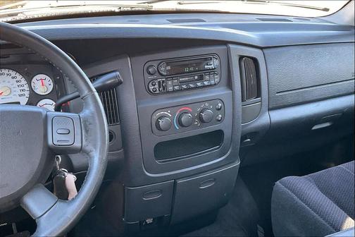 2004 Dodge Ram 1500 SLT Quad Cab