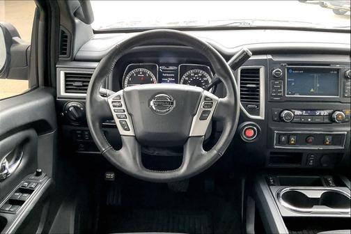 2018 Nissan Titan SV