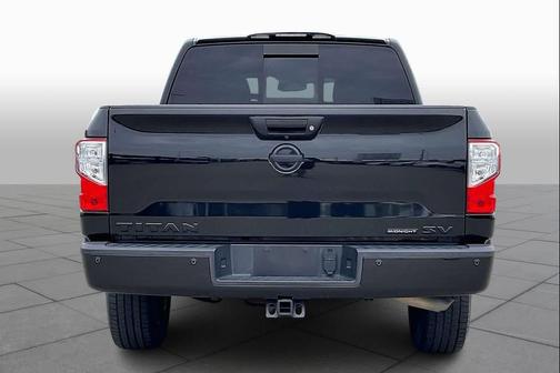 2018 Nissan Titan SV