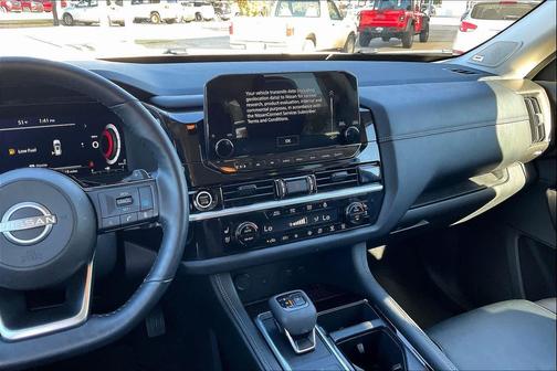 2024 Nissan Pathfinder Platinum 4WD