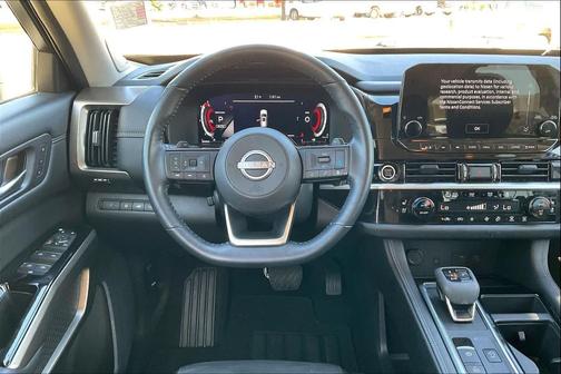 2024 Nissan Pathfinder Platinum 4WD