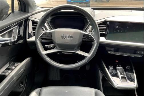 2022 Audi Q4 e-tron Prestige 50 quattro