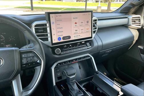 2025 Toyota Tundra Platinum