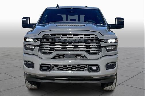 2026 RAM 2500 Black Express Crew Cab 4x4 6'4' Box