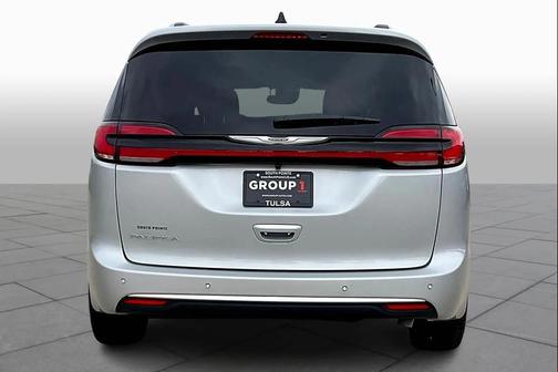 Silver Mist Clearcoat 2026 Chrysler Pacifica L