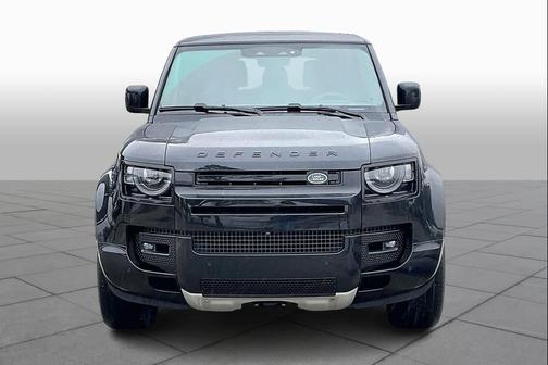 2023 Land Rover Defender V8