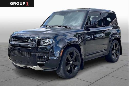 2023 Land Rover Defender V8