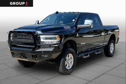 Diamond Black Crystal Pearlcoat 2023 RAM 2500 Laramie Crew Cab 4x4 6'4' Box