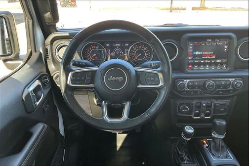 2022 Jeep Gladiator Overland