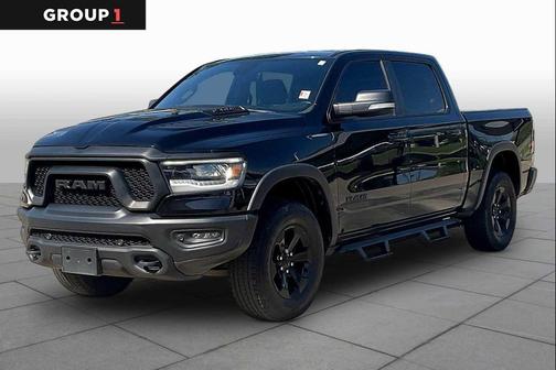Diamond Black Crystal Pearlcoat 2020 RAM 1500 Rebel