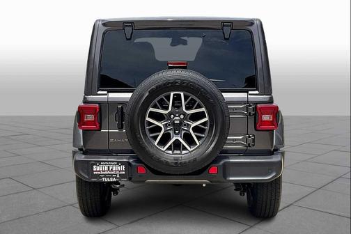 2025 Jeep Wrangler 4-Door Sahara 4x4