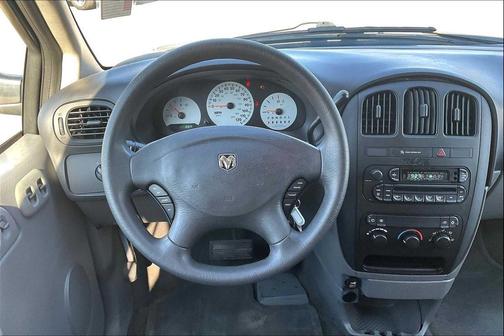 2005 Dodge Caravan SE