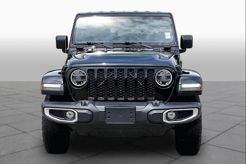 Black Clearcoat 2022 Jeep Gladiator Sport S