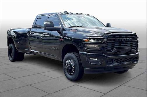 2025 RAM 3500 Big Horn Crew Cab 4x4 8' Box