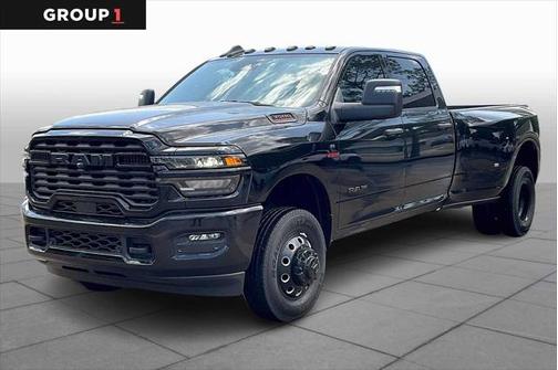 2025 RAM 3500 Big Horn Crew Cab 4x4 8' Box