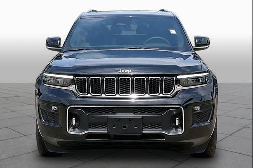 Diamond Black Crystal Pearlcoat 2023 Jeep Grand Cherokee L Overland