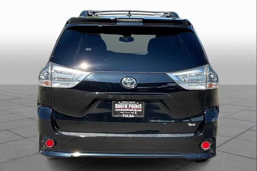 2018 Toyota Sienna SE