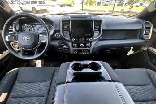 Diamond Black Crystal Pearlcoat 2026 RAM 1500 Warlock Crew Cab 4x4 5'7' Box