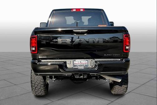 2025 RAM 2500 Big Horn Crew Cab 4x4 6'4' Box