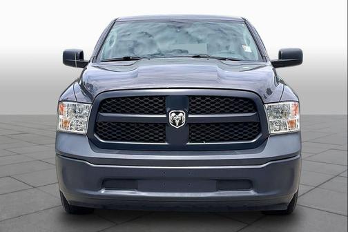 Granite Crystal Metallic Clearcoat 2018 RAM 1500 Tradesman