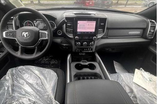 2025 RAM 2500 Big Horn Crew Cab 4x4 6'4' Box