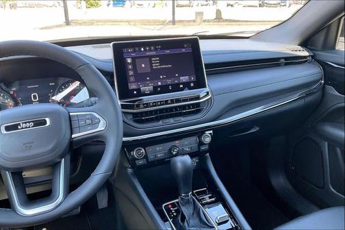 Red Hot Pearlcoat 2026 Jeep Compass Latitude